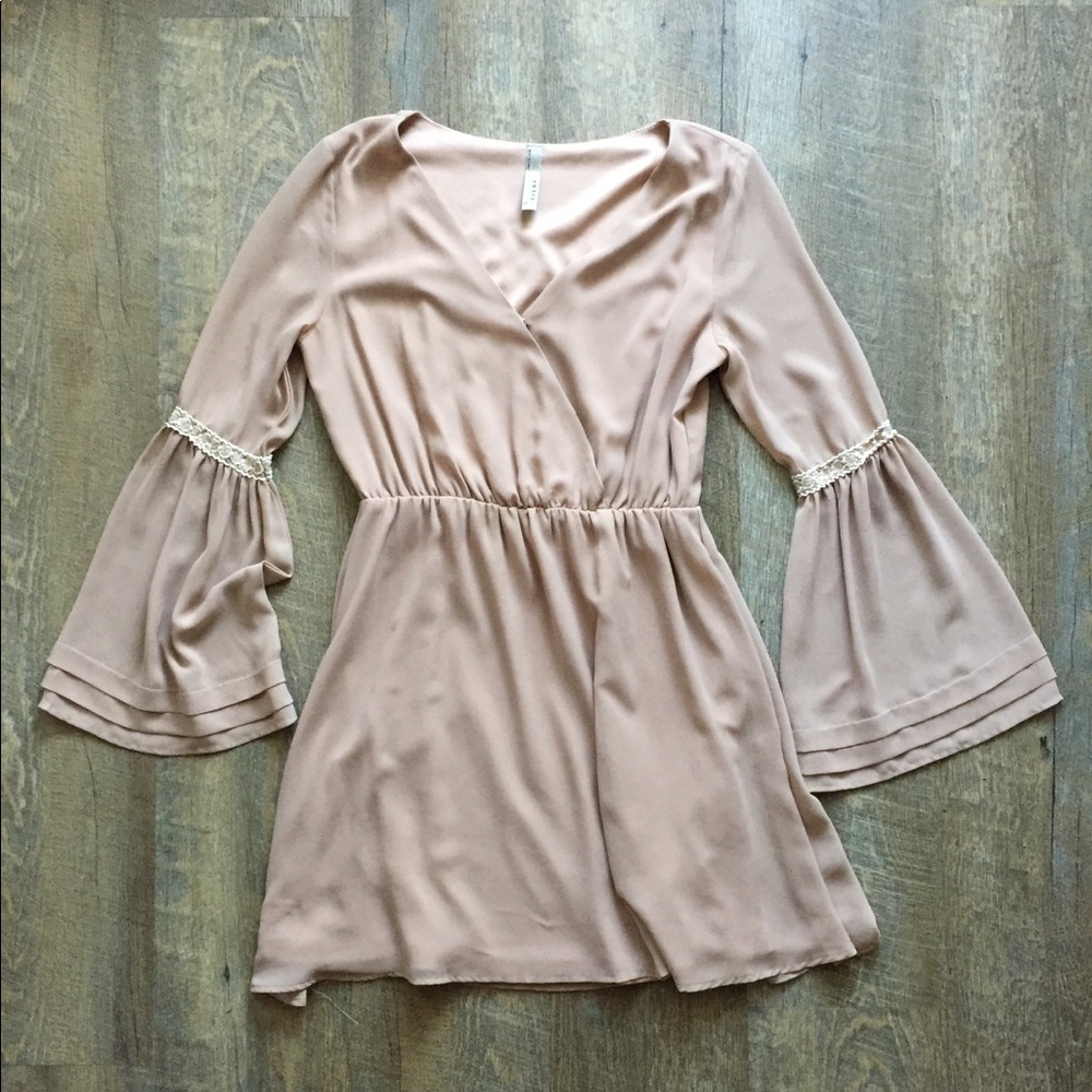 Entro Dress